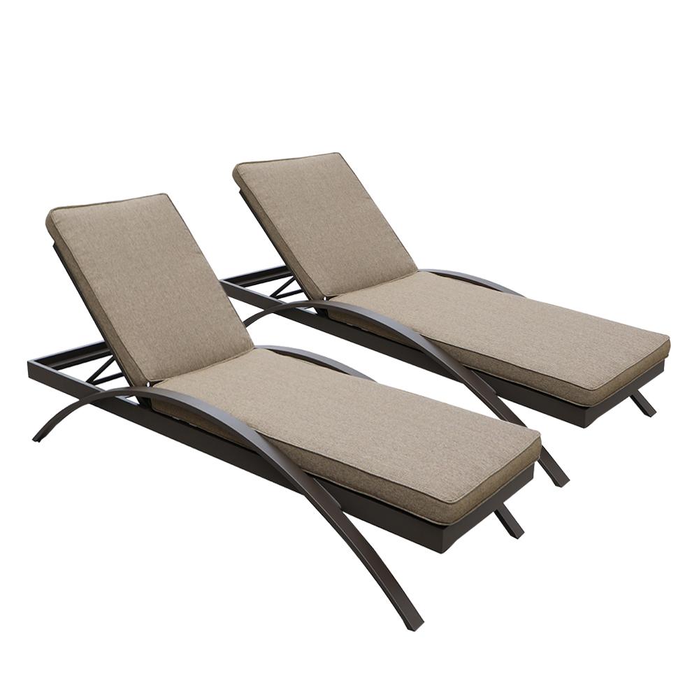 Poolside Lounger