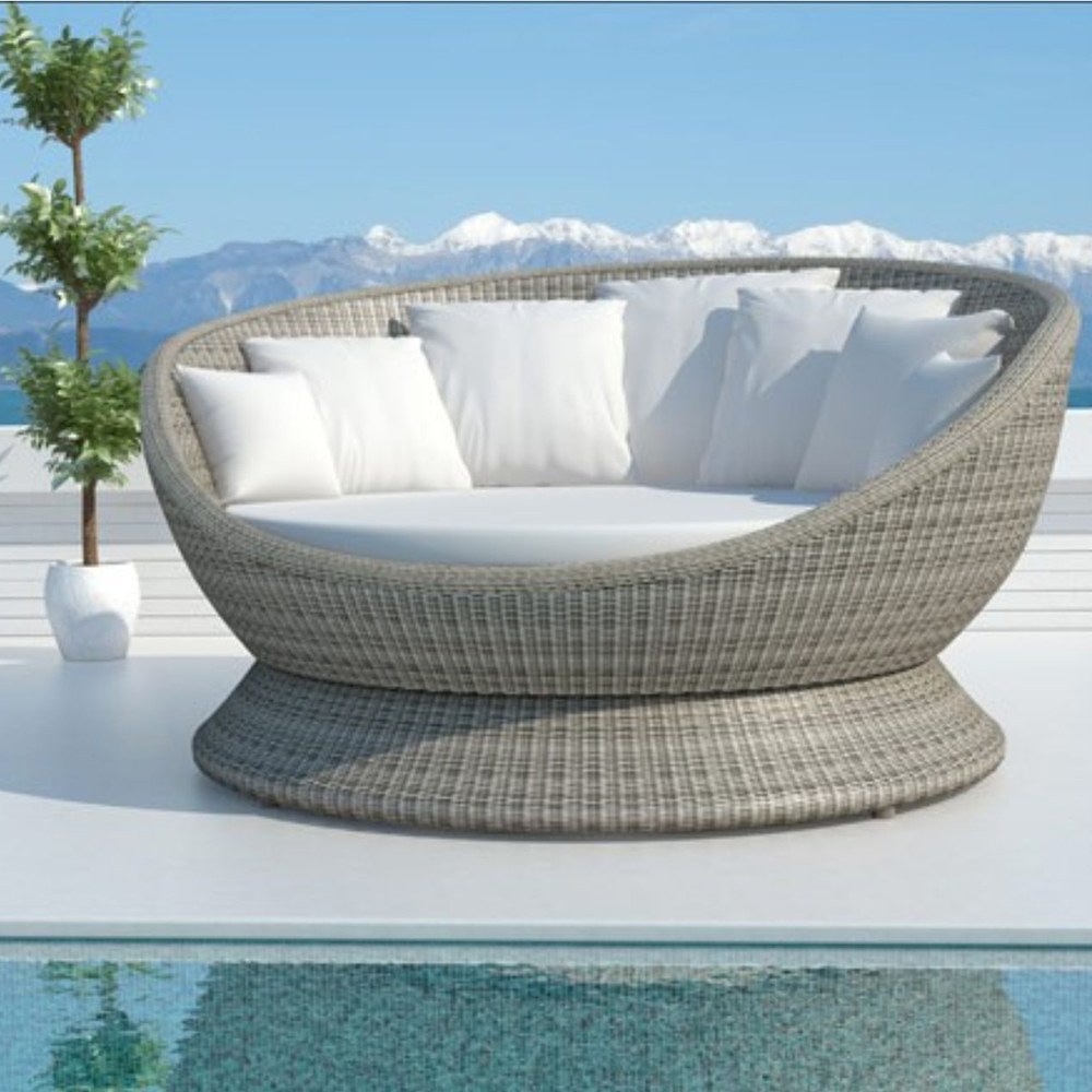 Premium Outdoor Daybed